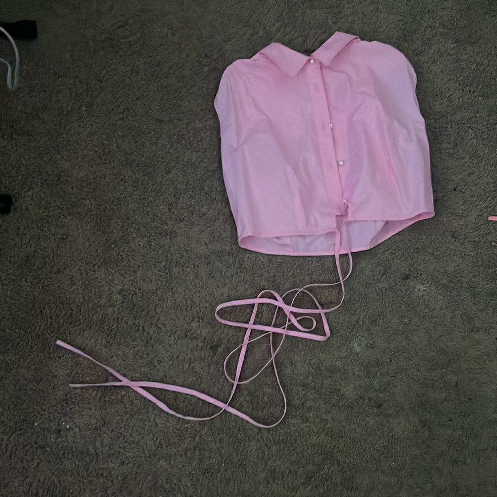 Idk what this shirt is called